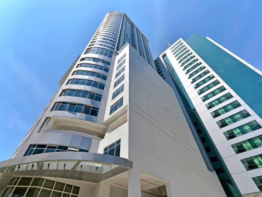 Currency Serviced Suites Manila Exterior photo