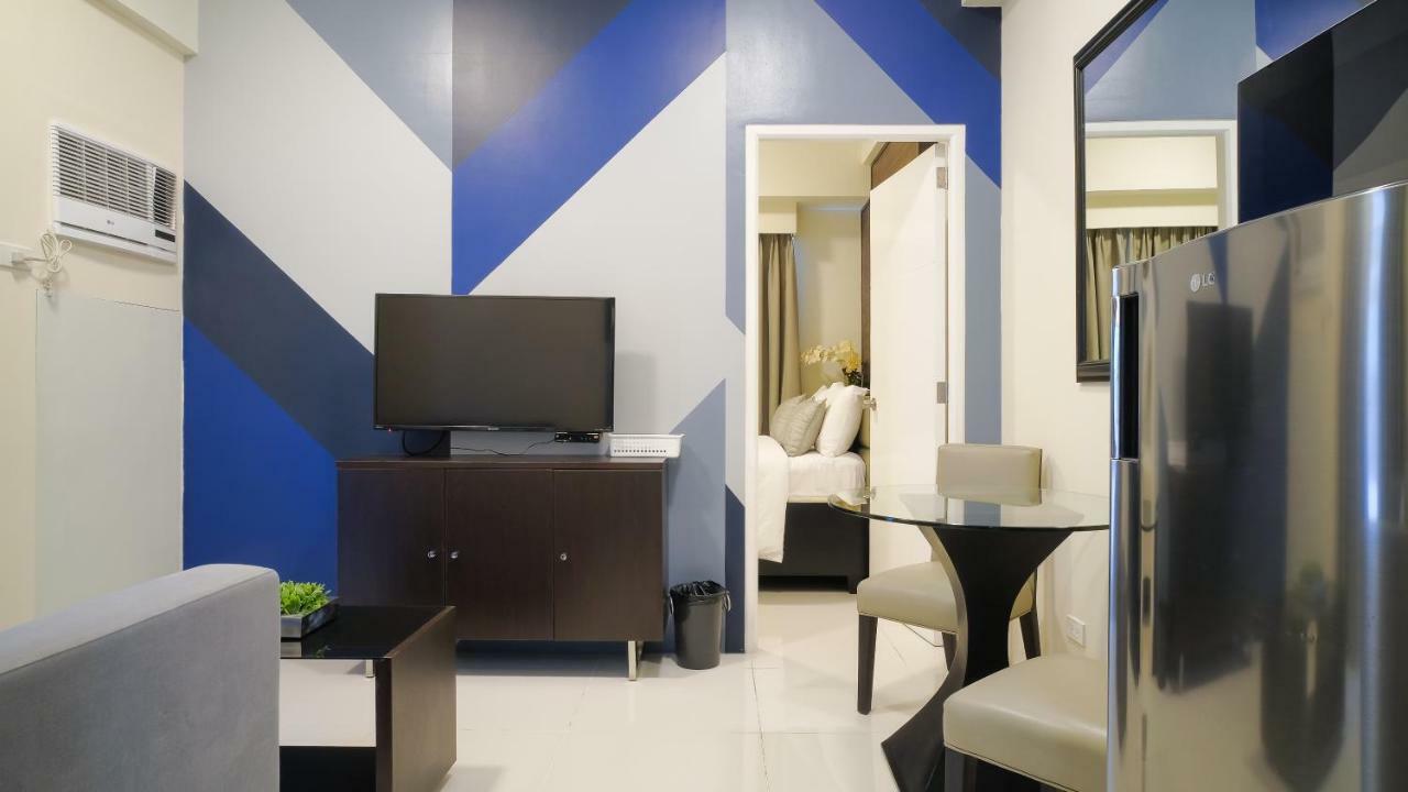 Currency Serviced Suites Manila Exterior photo