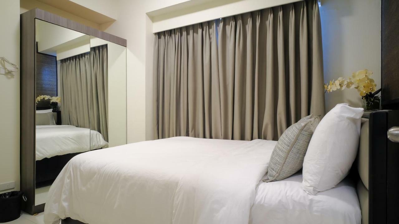 Currency Serviced Suites Manila Exterior photo